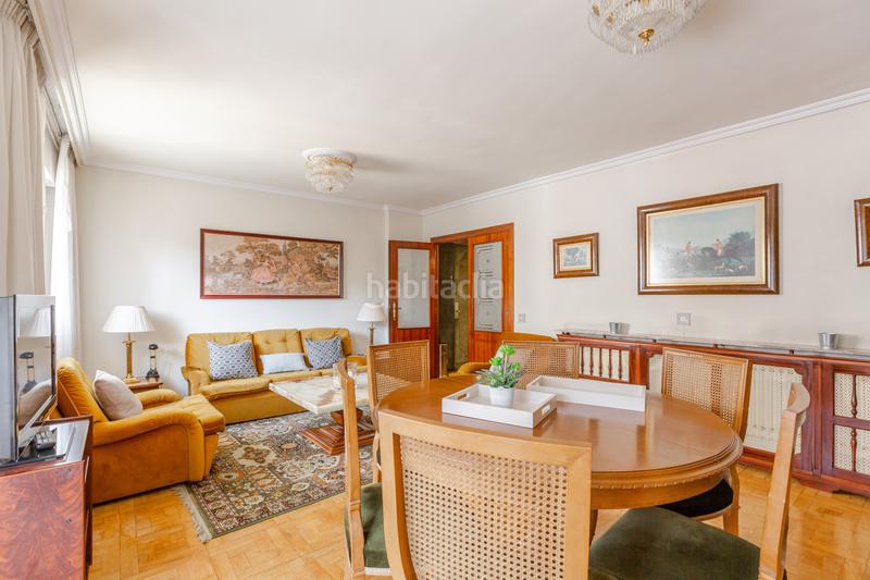 Foto e1230b93-d0fd-4418-b12e-a752a92a95ed. Piso en pamplona-iruña - calle san juan bosco 9 estupendo piso de 4 hab con garaje en Iturrama en Pamplona / Iruña