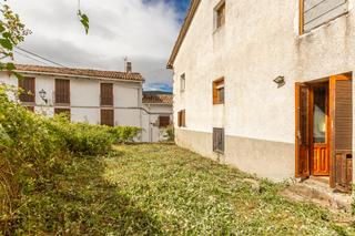 Pis a Navascués - petra machin 7. Piso con jardin y bajera en navascués