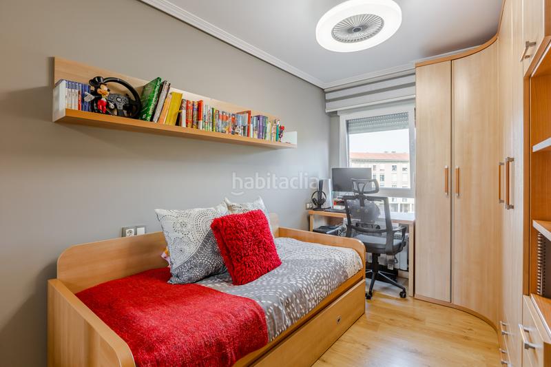 Foto 03585a80-63b9-4cfa-aa5e-062bcf94e3fc. Appartamento con parcheggio in Rochapea Pamplona / Iruña