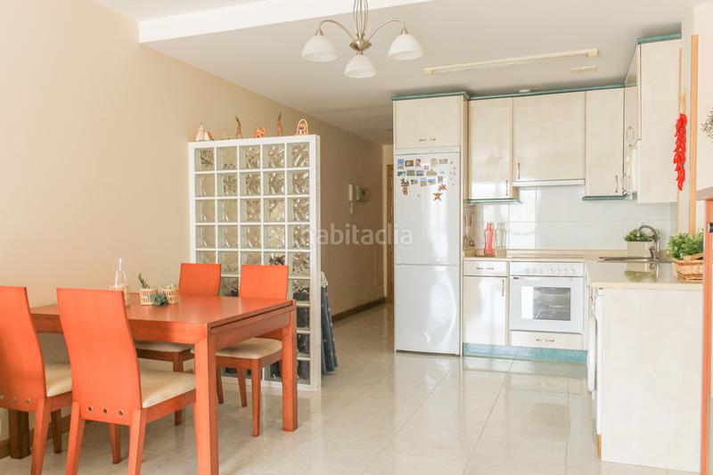 Foto 2c7a4bbc-af9c-4f65-9728-4bd45ac57190. Piso venta piso con garaje y trastero en Carcastillo