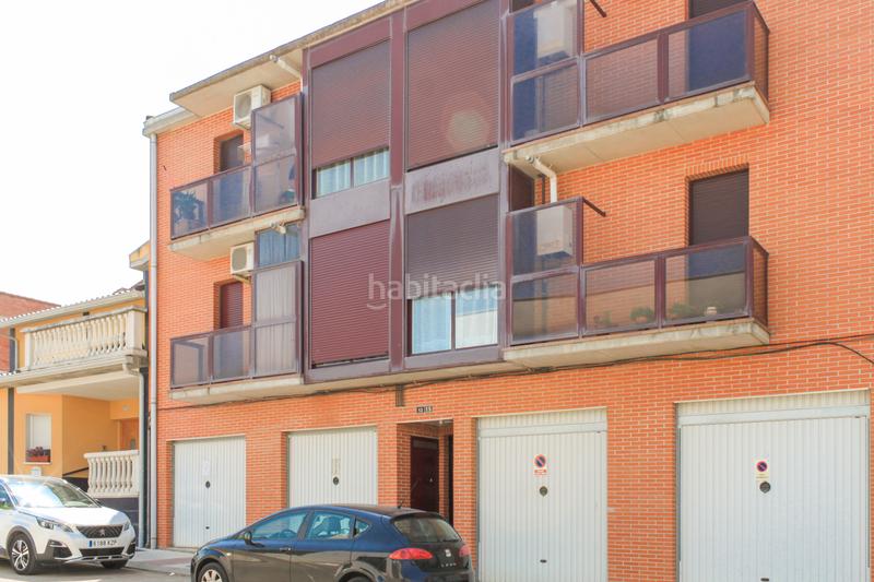 Foto 37ba5bff-ad43-45d0-9d2b-3cdbe3482d8a. Piso venta piso con garaje y trastero en Carcastillo