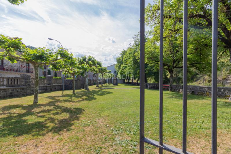 Foto 1049470b-8e0c-4b8a-8a51-e6d0b2791453. Terreny residencial a bo. iriondoa 57-a a Garde