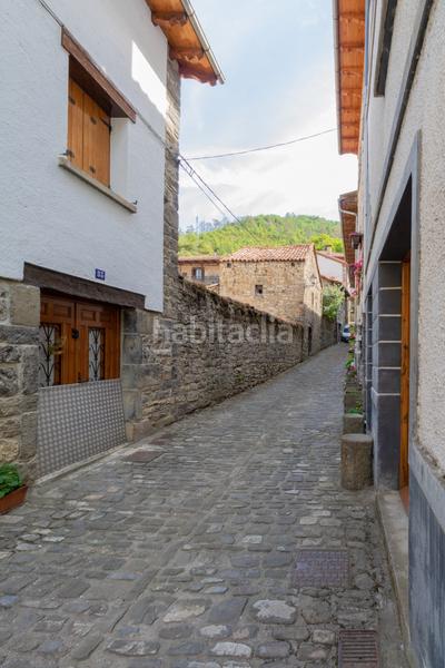 Foto 6a477db6-4c6b-4bb9-a270-6ef2d52cf994. Terreny residencial a bo. iriondoa 57-a a Garde