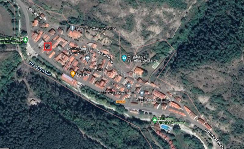 Foto 9cd4f8f8-19e7-4cb3-b112-9aea97df2a2b. Terreny residencial a bo. iriondoa 57-a a Garde