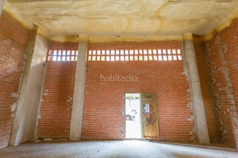 Foto 0f8b1633-7668-457a-a0a1-c2e978877c92. Local comercial local en venta en paseo anelier 7 en Pamplona / Iruña