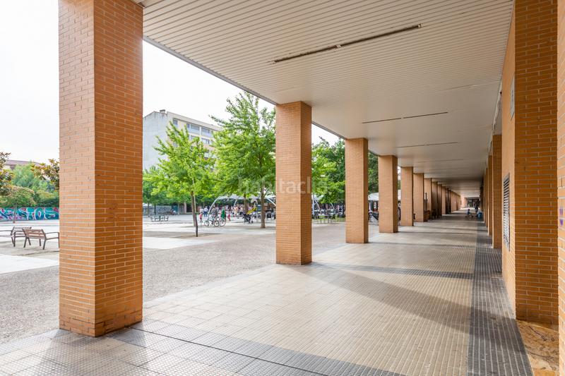 Foto b4c6884d-2366-4e98-b6eb-6acb9cc2d671. Local comercial local en venta en paseo anelier 7 en Pamplona / Iruña