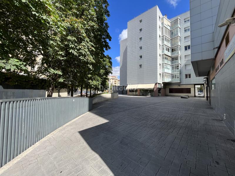 Foto db44eaf0-9674-4af4-97af-e40f4a01c0b4. Local comercial a San Juan Pamplona / Iruña