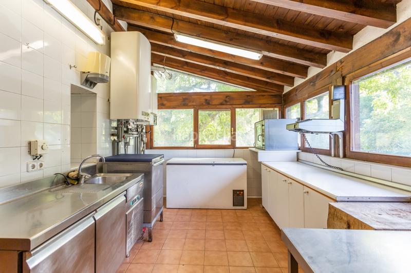 Foto 05b3c37f-1853-41d8-aebd-a140f0bbe1d3. Casa en aoiz-agoitz - camino del molino s/n venta asadorrestaurantesagardotegia en Aoiz / Agoitz