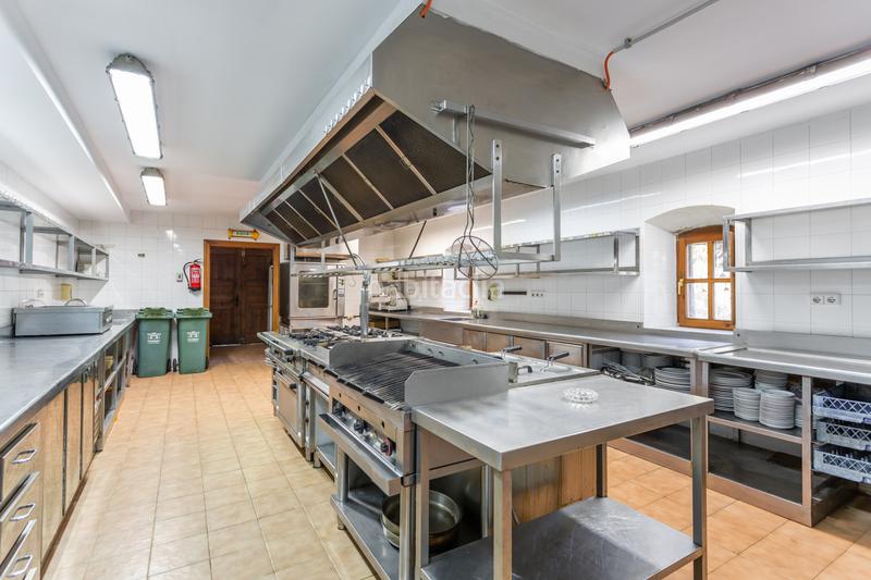 Foto f113aa22-224c-4317-8804-c63f0676a813. Casa en aoiz-agoitz - camino del molino s/n venta asadorrestaurantesagardotegia en Aoiz / Agoitz
