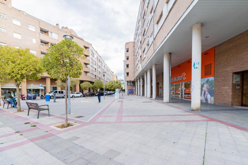 Foto fd20f879-8449-4b27-bff9-555b6b2c85e0. Geschäftsraum in Ansoáin - calle canteras 4 in Ansoáin