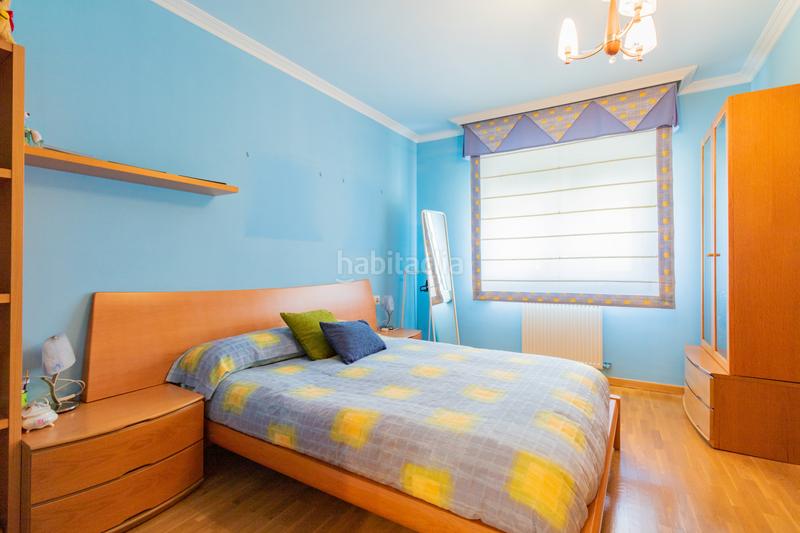 Foto 559771ac-ea2d-44bb-801b-f6f14d041b98. Casa adosada en tablada 41 chalet pareado con jardin en zizur mayor en Zizur Mayor / Zizur Nagusia