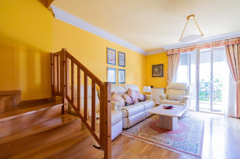Foto 5d8d9ebb-8b21-4436-90a2-c2a5419717be. Casa adosada en tablada 41 chalet pareado con jardin en zizur mayor en Zizur Mayor / Zizur Nagusia