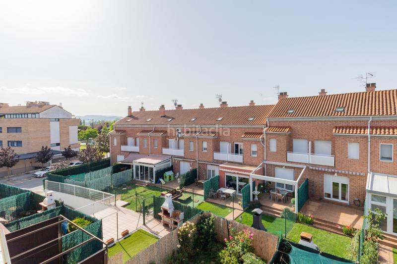 Foto d3149bea-b72c-4a67-9fd3-769168d4fdfe. Casa adosada en tablada 41 chalet pareado con jardin en zizur mayor en Zizur Mayor / Zizur Nagusia