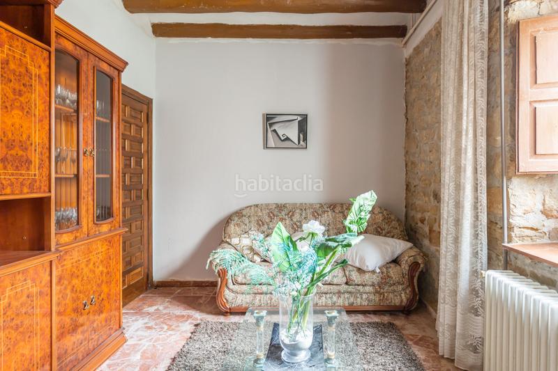 Foto b06e34f7-4aa8-44b9-8e0a-6071ec7c4b5a. Casa en Murillo el Cuende - calle santa fe 10 se vende casa , en el centro del pueblo , a 30 minutos de pamplona y a tan solo diez kilómetros del castillo en Murillo el Cuende