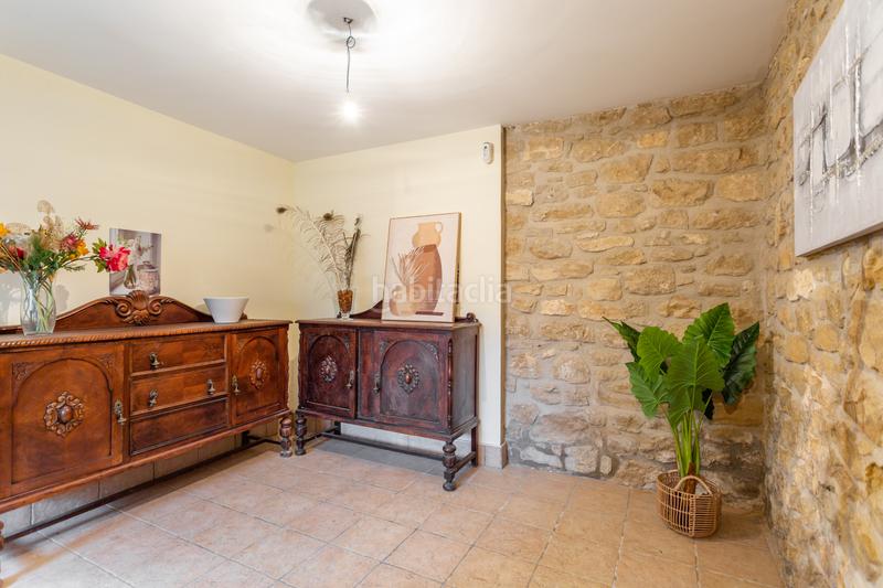 Foto e6823a3d-9130-476b-bd23-37dc98555f00. Casa en Murillo el Cuende - calle santa fe 10 se vende casa , en el centro del pueblo , a 30 minutos de pamplona y a tan solo diez kilómetros del castillo en Murillo el Cuende