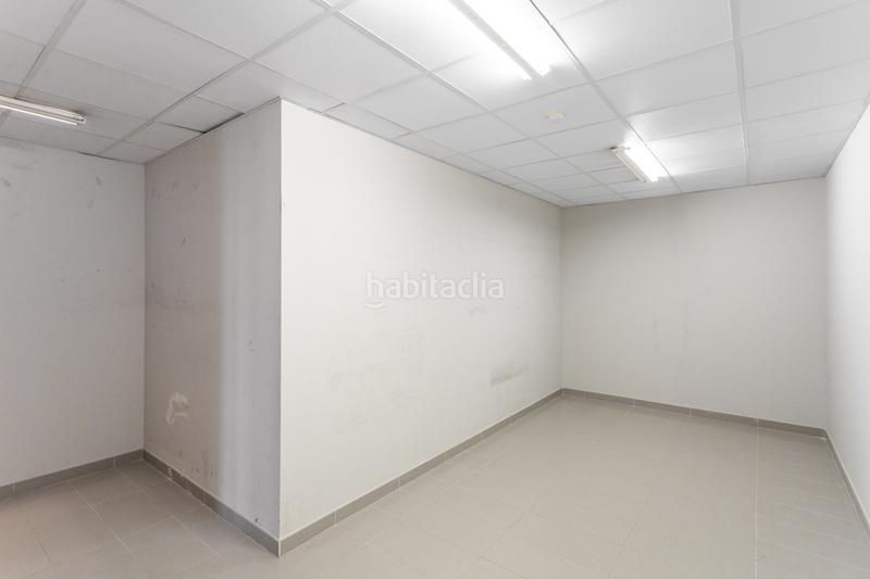 Foto 5ebd5786-d373-4d4c-9652-7daa16558853. Local comercial en Berriozar - avenida guipuzkoa 30 local en Berriozar
