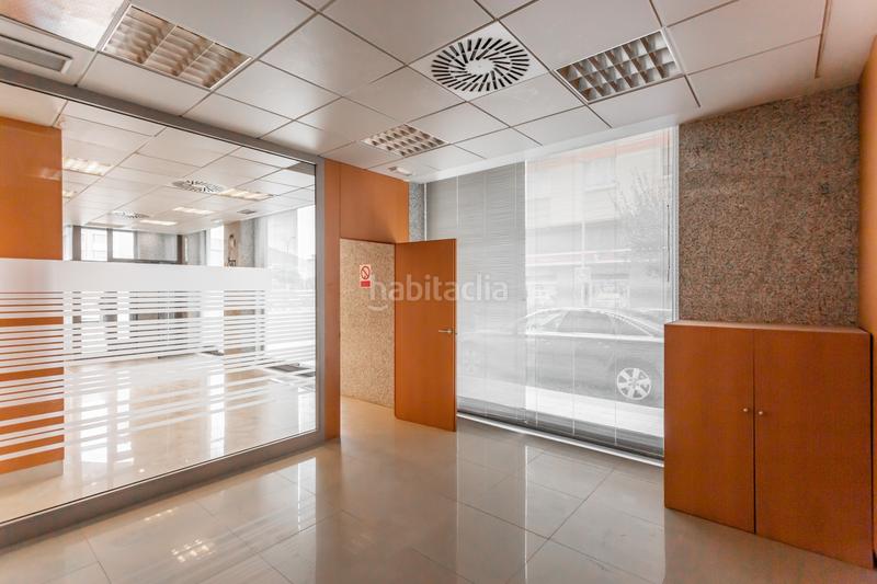 Foto 86dd44f7-fe63-49f5-9c0f-931dfb3032a3. Local comercial en Berriozar - avenida guipuzkoa 30 local en Berriozar