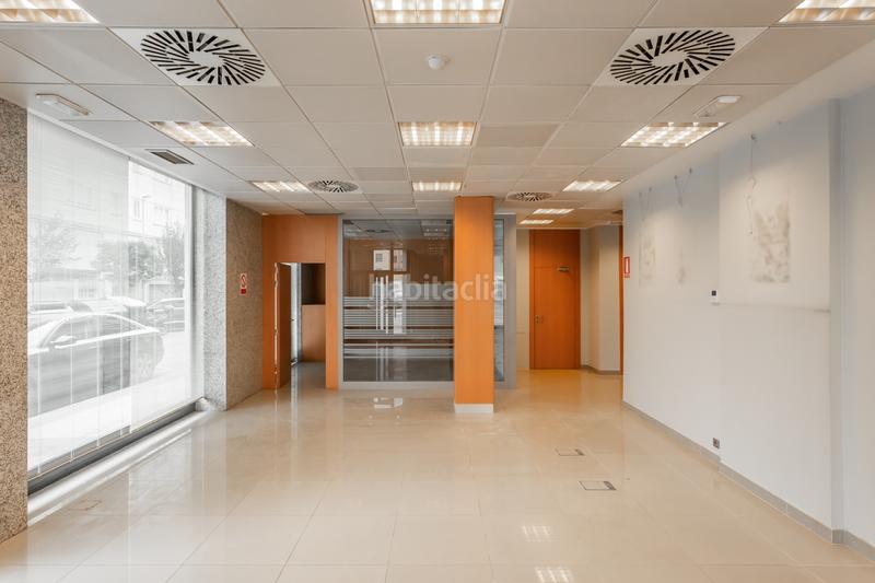 Foto 8bee4006-cbd9-4923-890f-efbe007bef86. Local comercial en Berriozar - avenida guipuzkoa 30 local en Berriozar