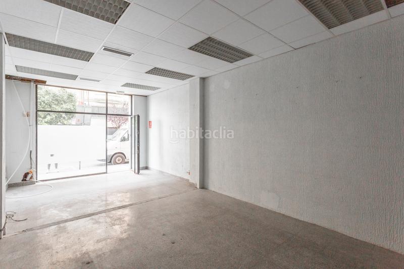 Foto a8f0974c-0637-452f-9ac4-f17ba15fd543. Local comercial en Berriozar - avenida guipuzkoa 30 local en Berriozar