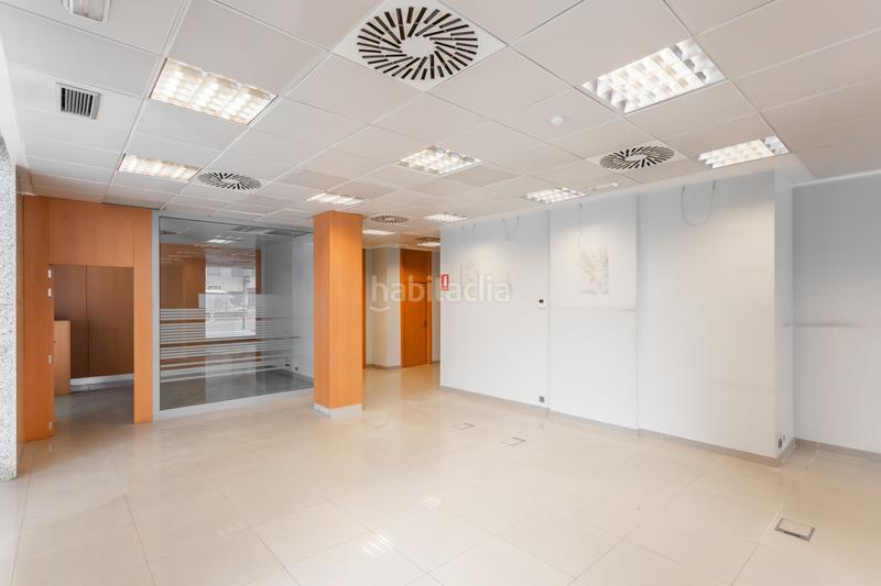 Foto ab67ef1f-1cf2-4ebc-8914-95497beb75a3. Local comercial en Berriozar - avenida guipuzkoa 30 local en Berriozar