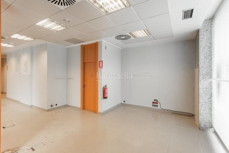 Foto f71fdc82-2bdb-41b2-bf67-2dc103f560d9. Local comercial en Berriozar - avenida guipuzkoa 30 local en Berriozar