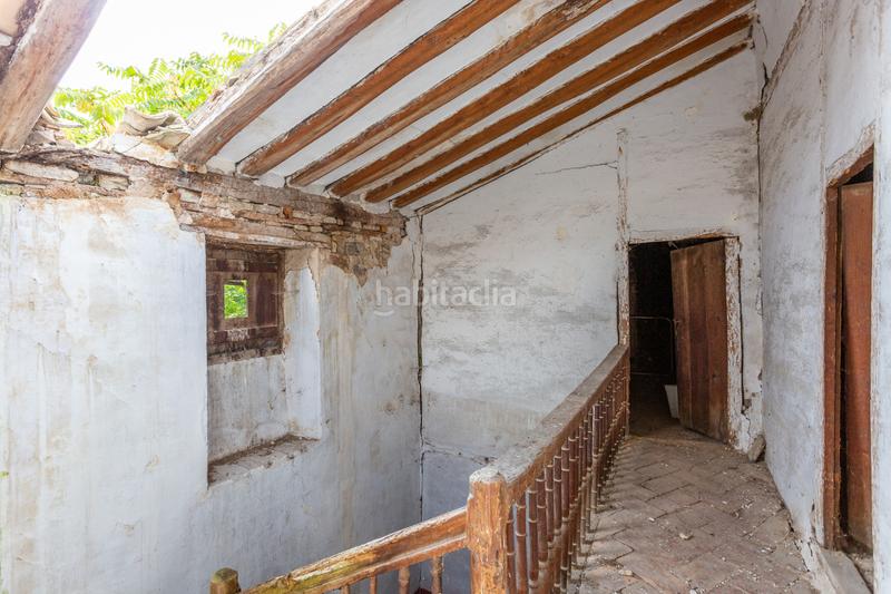 Foto cf429424-8833-467b-8d17-9b1cd1d5932d. Casa en Monreal - santa barbara 11 inmobiliaria cidenar vende esta casa en el pueblo en la calle santa barbara con amplio jardin. en Monreal