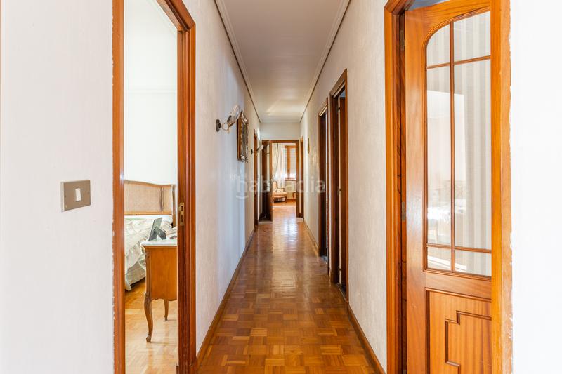 Foto 2ef3178f-b898-4208-b96b-efd2da8077d1. Casa en Castejón - doctor fleming 2 vivienda unifamiliar en en centro en Castejón