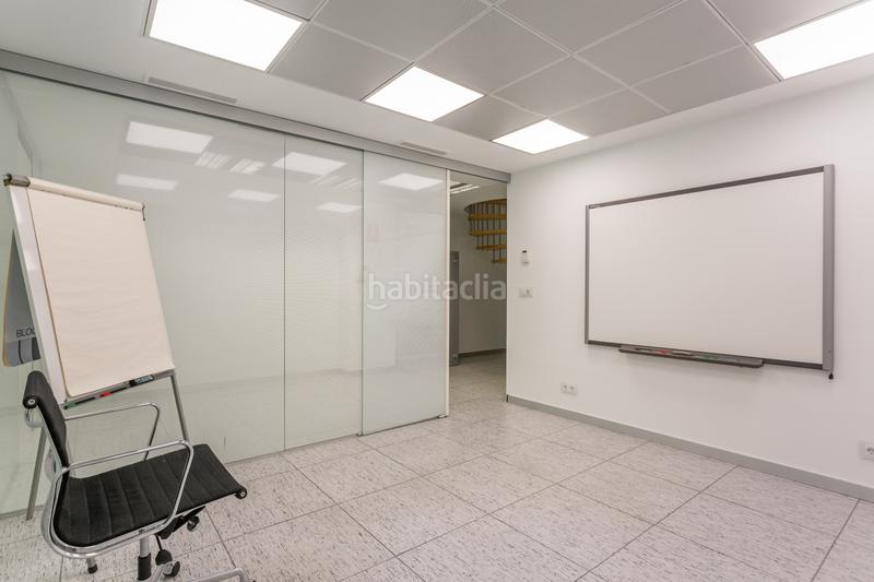 Foto 02fe2f11-b453-425a-8dd2-c648590e8b99. Alquiler oficina en zizur mayor-zizur nagusia - etxesakan 28 alquiler oficinas edificio azysa en Zizur Mayor / Zizur Nagusia
