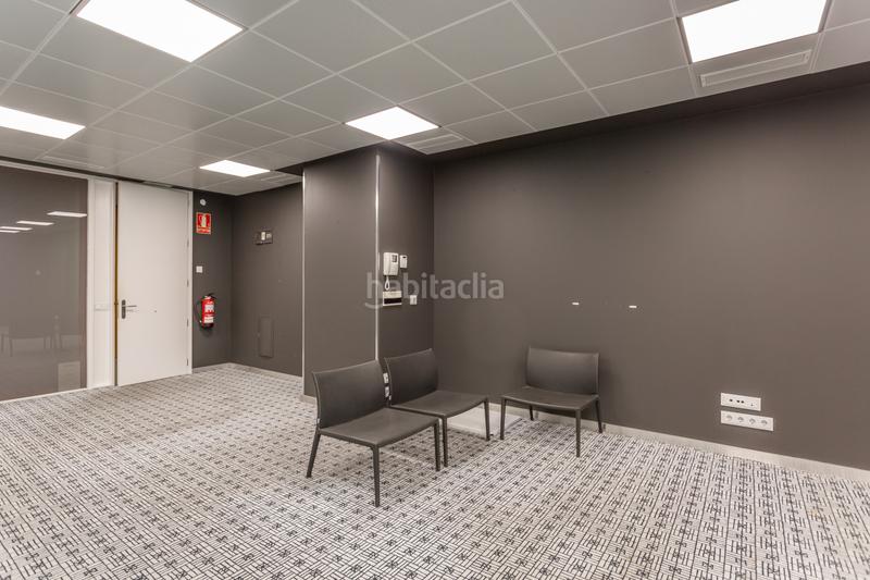 Foto 4c1b4635-4f24-4c4c-9d30-082201bb70da. Alquiler oficina en zizur mayor-zizur nagusia - etxesakan 28 alquiler oficinas edificio azysa en Zizur Mayor / Zizur Nagusia