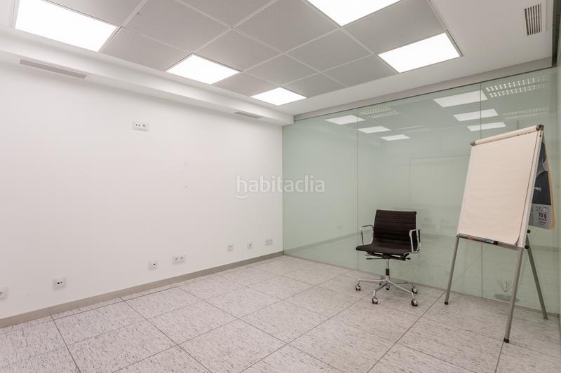 Foto a2e49272-e8cd-42eb-b435-95b1e8d79d9c. Alquiler oficina en zizur mayor-zizur nagusia - etxesakan 28 alquiler oficinas edificio azysa en Zizur Mayor / Zizur Nagusia
