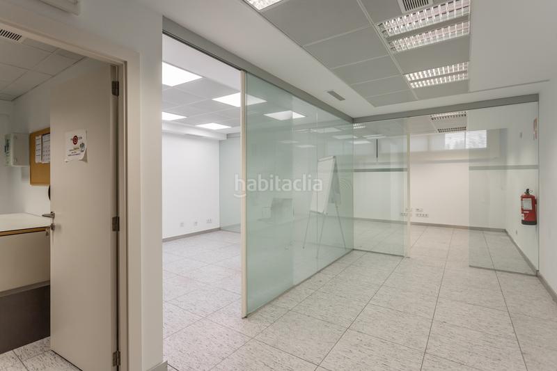 Foto eee21266-d537-4f5a-823c-569a7245f9ad. Alquiler oficina en zizur mayor-zizur nagusia - etxesakan 28 alquiler oficinas edificio azysa en Zizur Mayor / Zizur Nagusia