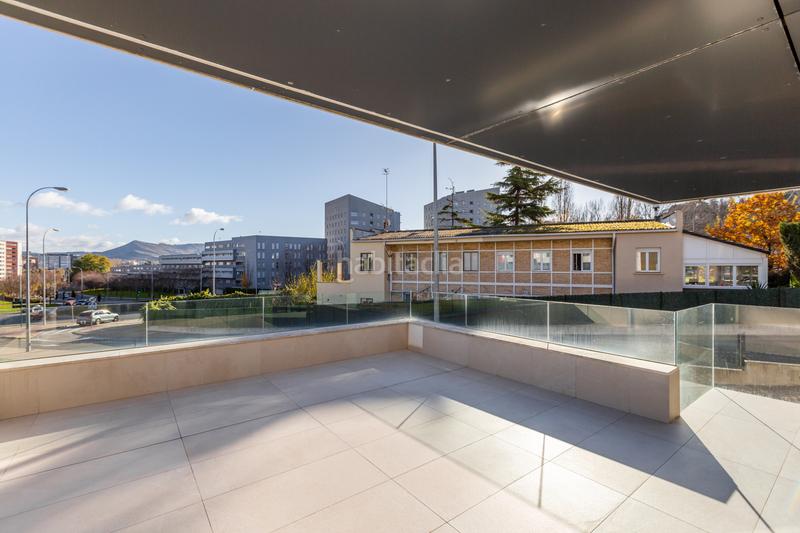 Foto 69322299-f404-4923-bd06-85ec55b0bca1. Casa pareada chale de lujo en Beloso en Beloso Pamplona / Iruña