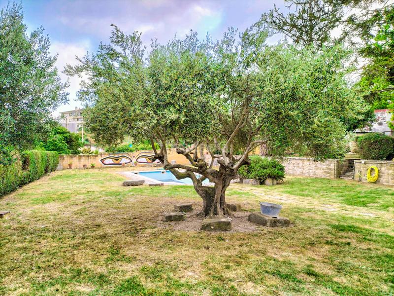 Foto bfcf18d8-82f9-437a-8ab3-d4284462d0e9. Terreno residencial oportunidad única en el camino de santiago! en Ayegui