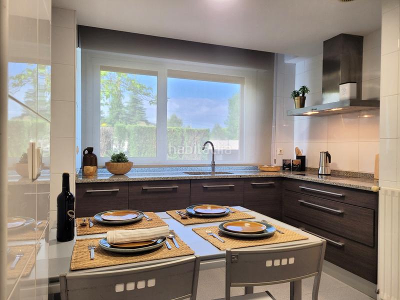 Foto 38bfb86e-af9f-4e2e-ba0c-40eb8305018b. Casa aparellada a zuasti - concejo de Iza 15 a Iza