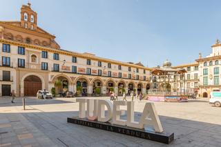 Casa adosada en Tudela - FUENTE DEL MATADERO