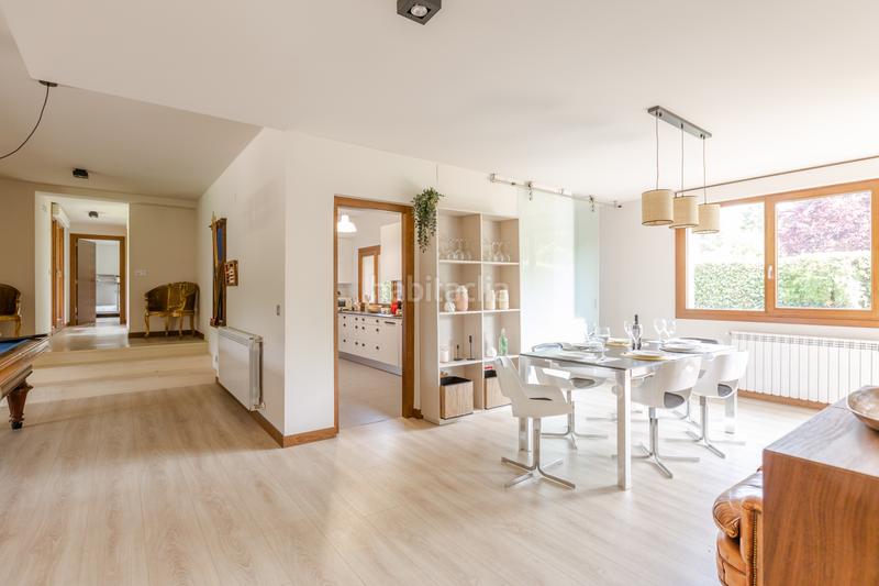 Foto 256ba1dc-3384-4c5c-8464-c137cb1eedc3. Casa en burutain - calle bentaldea 44 inmobiliaria cidenar vende este espectacular chalet construido en una parcela de 4.410 metros en Anue