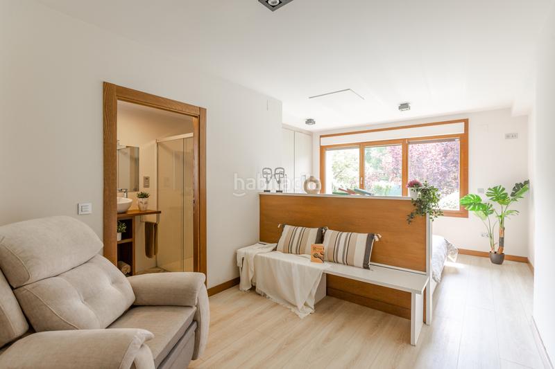 Foto 28f87086-ce78-4a62-bf9e-30a1b813eec3. Casa en burutain - calle bentaldea 44 inmobiliaria cidenar vende este espectacular chalet construido en una parcela de 4.410 metros en Anue