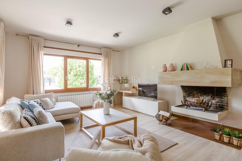 Foto 39ea2750-0abf-4dff-b29c-6e661bc6a2d1. Casa en burutain - calle bentaldea 44 inmobiliaria cidenar vende este espectacular chalet construido en una parcela de 4.410 metros en Anue