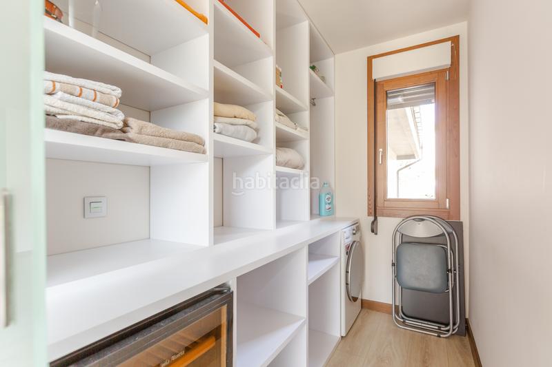 Foto 571f224f-345e-4eef-a1e9-a766273ff090. Casa en burutain - calle bentaldea 44 inmobiliaria cidenar vende este espectacular chalet construido en una parcela de 4.410 metros en Anue