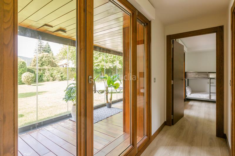 Foto c7f46101-5fe0-46ac-921a-6bc7c089985e. Casa en burutain - calle bentaldea 44 inmobiliaria cidenar vende este espectacular chalet construido en una parcela de 4.410 metros en Anue