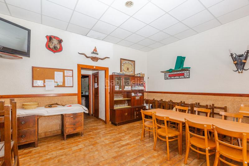 Foto 00f86693-3ddd-4590-a414-a991c25050f3. Local comercial a pamplona-iruña - nicasio landa 1 a Pamplona / Iruña