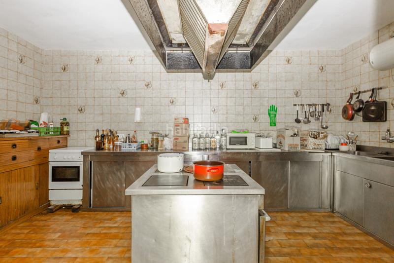 Foto 8ae91128-3cf5-4afa-8da9-358491cba491. Local comercial a pamplona-iruña - nicasio landa 1 a Pamplona / Iruña