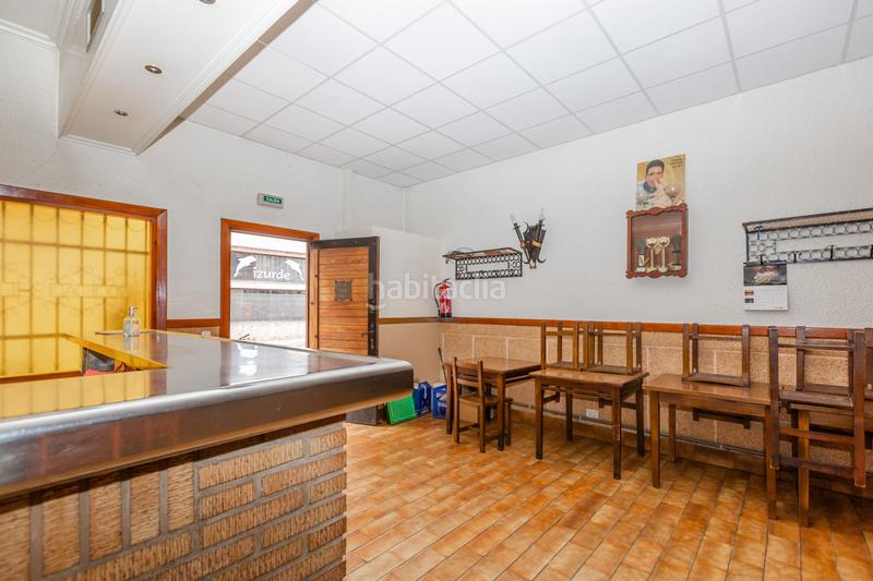 Foto b6510b29-3937-49a3-a854-51435cb759c3. Local comercial a pamplona-iruña - nicasio landa 1 a Pamplona / Iruña