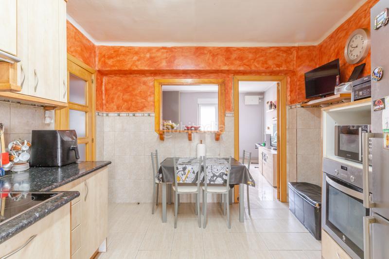 Foto 954478a5-4328-4e6a-bbdf-2a4c8fbef758. Appartement dans pamplona-iruña - calle marcelo celayeta 132 dans Pamplona / Iruña