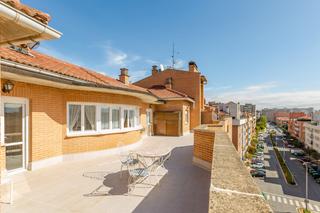 Alquiler Piso  Barañain - avenida eulza 18. Fantanstico atico con dos terrazas en barañain