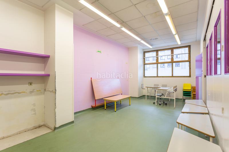 Foto 4fe91c3b-f32f-4670-b8bd-ca64fb0f3f03. Local comercial a pamplona-iruña - calle irunlarrea 59 a Pamplona / Iruña