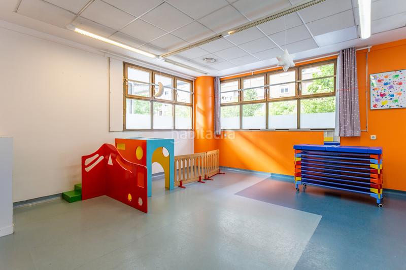 Foto a2a3348e-775a-438e-ac0a-1b401a450dca. Local comercial a pamplona-iruña - calle irunlarrea 59 a Pamplona / Iruña