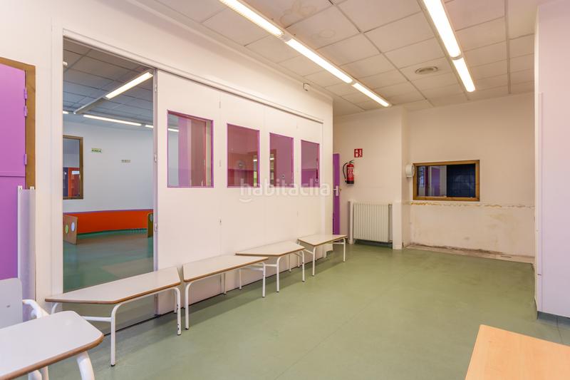 Foto a44bea5d-8a3f-448b-b797-36a0cf9aef4e. Local comercial a pamplona-iruña - calle irunlarrea 59 a Pamplona / Iruña