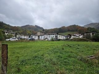 Terreny residencial a Zubieta - landako bidea s-p. Finca edificable en zubieta