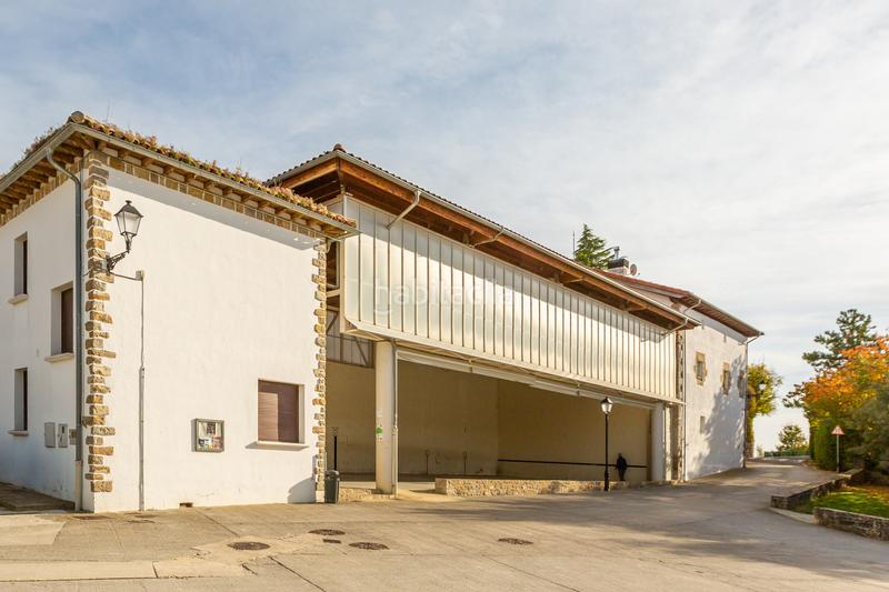 Foto 0b9cc309-52a3-4014-905a-49f2692d68be. Maison avec chauffage parking piscine dans Larragueta Berrioplano